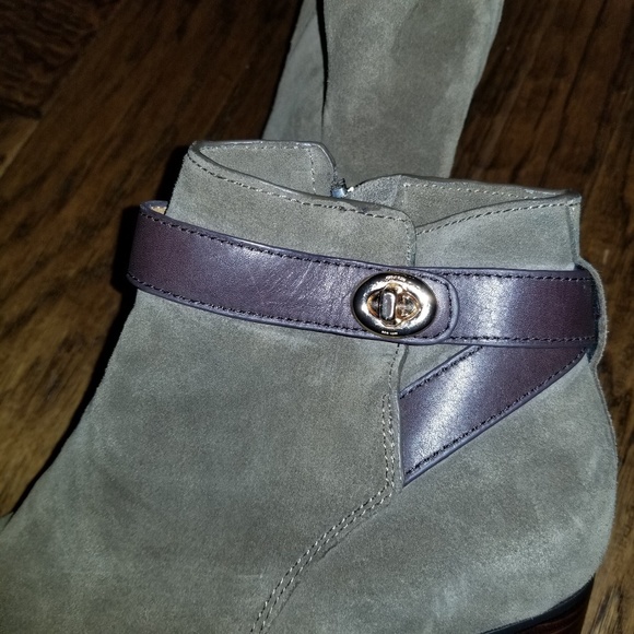 Coach Patricia Suede Ankle Bootie - 8.5 - EUC - Picture 3 of 5
